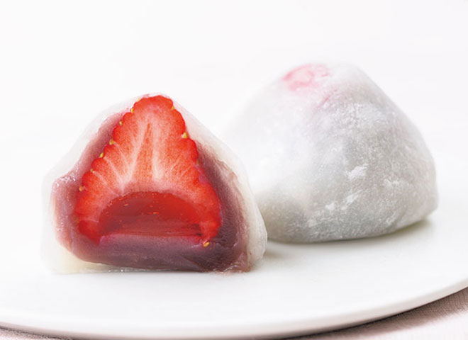 いちご大福 いちご大福を期間限定販売。独自の栽培方法で作られた完熟とちおとめを