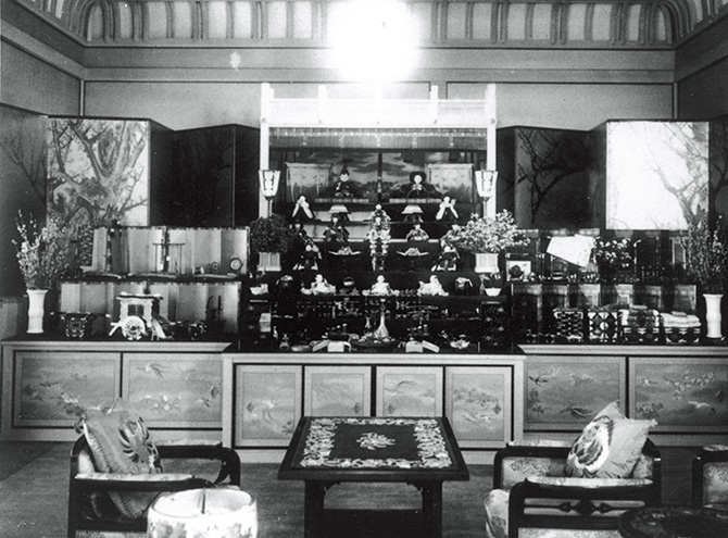 特別公開】岩﨑夫妻の愛したお雛さま～静嘉堂文庫美術館の人形