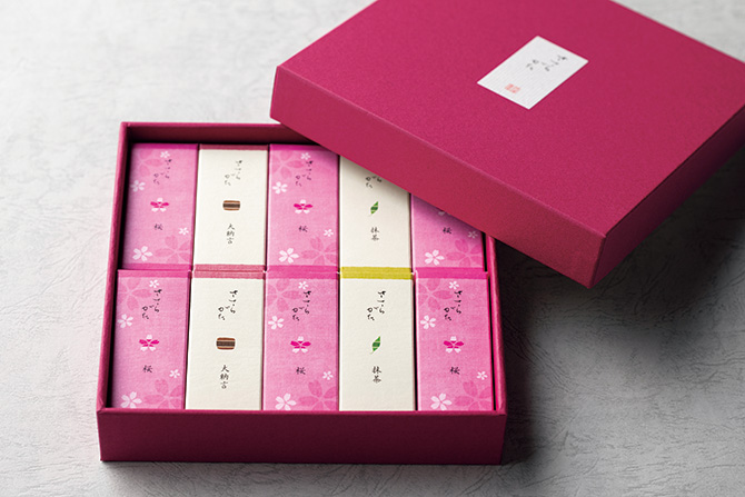 わが家で花見のティータイムを。満開の桜を思わせる和菓子「桜ささらがた」