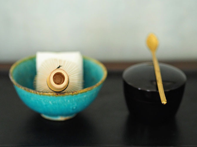 日本の香りの老舗「山田松香木店」で聞香体験 ふくいひろこ「京都の