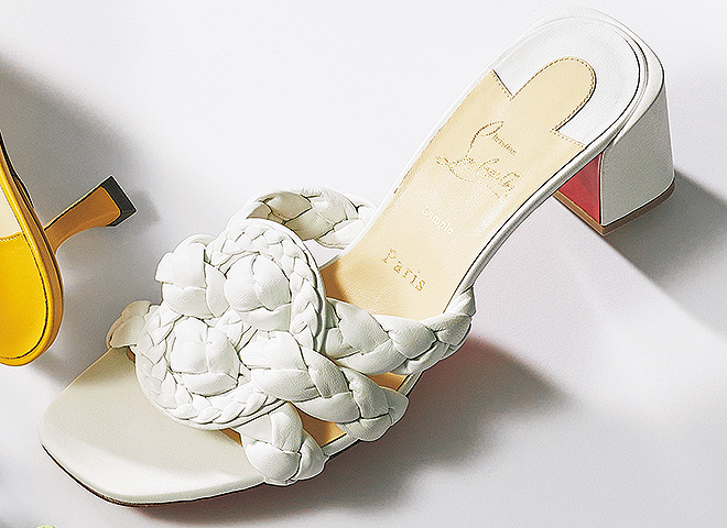 kiさま　ルブタン　白　サンダル 人気ブランドから厳選！ 心ときめく“きれい色”のサンダル | 家庭画報