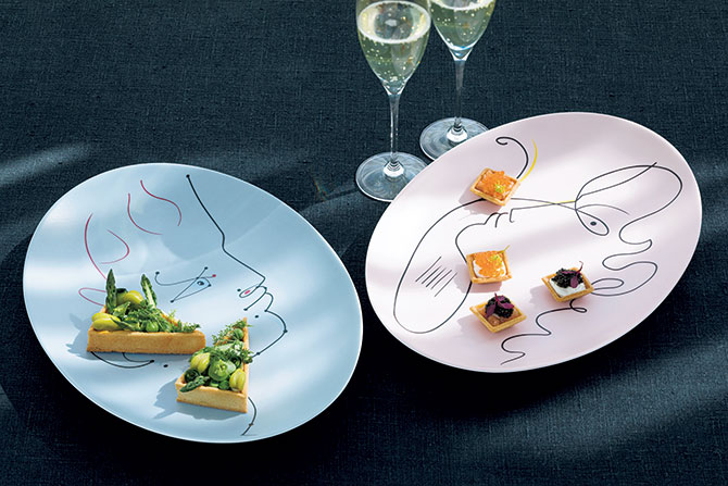 盛り付けが美しく決まる、ジャン・コクトーのプレートで南仏の風吹く