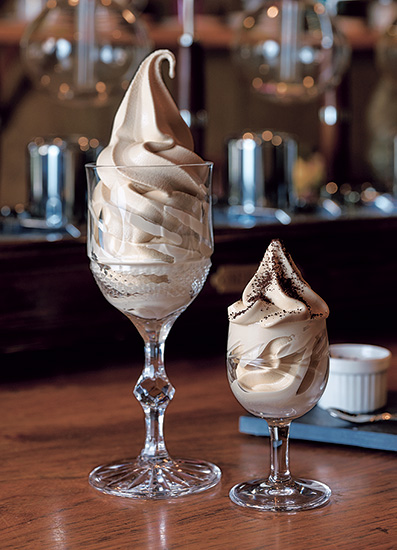 東京・コーヒーソフトクリーム巡り。日本橋「ミカド珈琲店」、富ヶ谷