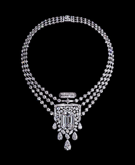 シャネル「コレクション N˚5」100周年を迎えた伝説の香りへのオマージュ