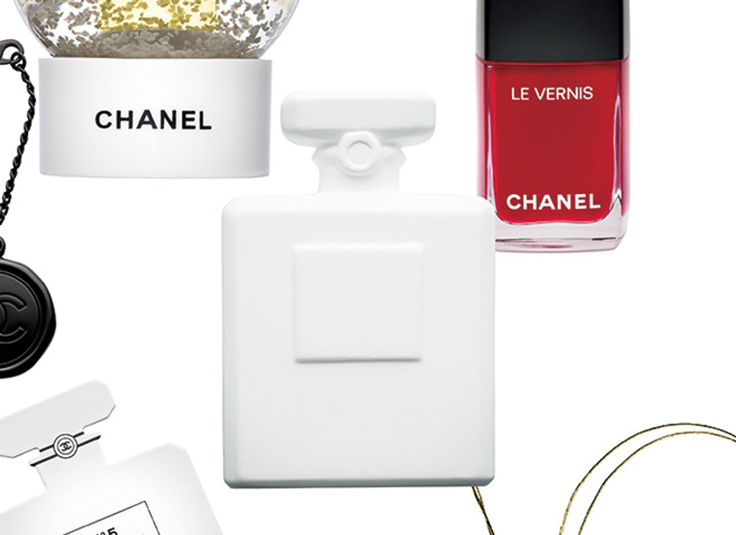 フレグランスをつけて楽しんで。アイコニック セラミック ボトル