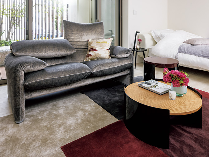 名作家具と暮らす、ラグジュアリーな豪邸ライフを拝見