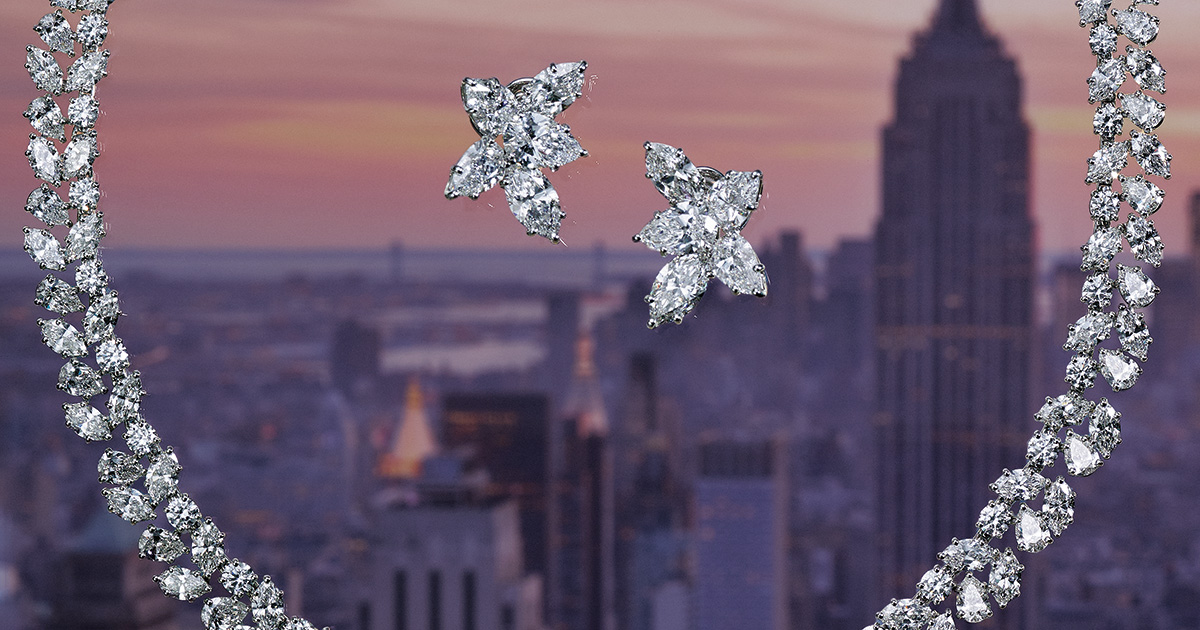 ハリー・ウィンストン 伝説のダイヤモンド商宝石 ジュエリー 類の写真絶版　初版本 ハリー・ウィンストン 伝説のダイヤモンド商宝石 ジュエリー 類の写真