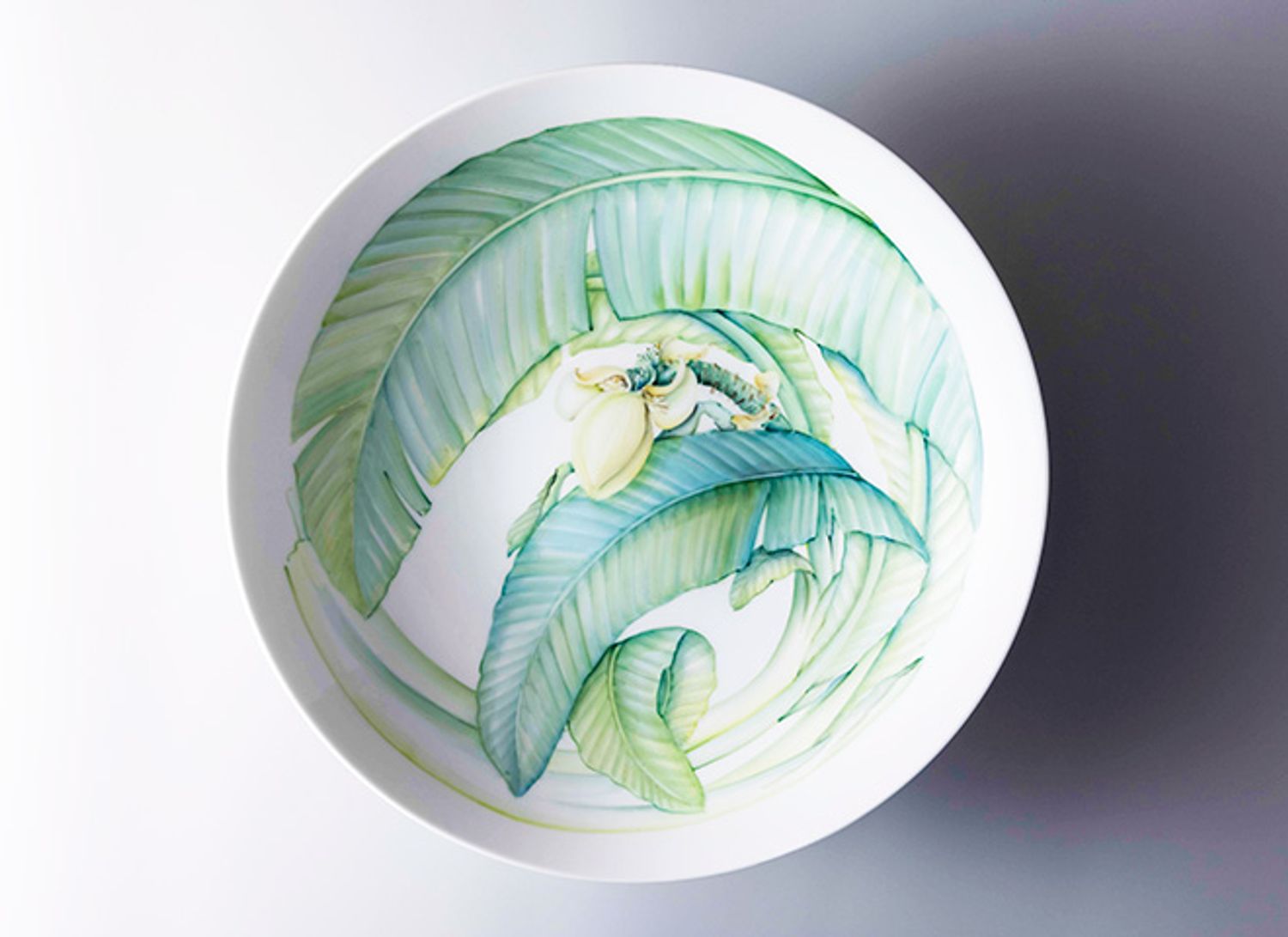 作品（2）大皿「芭蕉花」