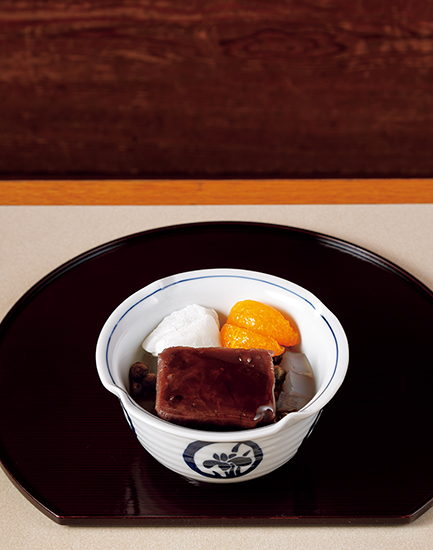 みはし 上野本店」の極上あんみつ。柔らかなこし餡に合う、考え抜かれ