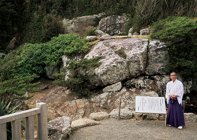 開運招福！絶景神社「大御神社」（宮崎・日向）へ。見事な“昇り龍”を拝む