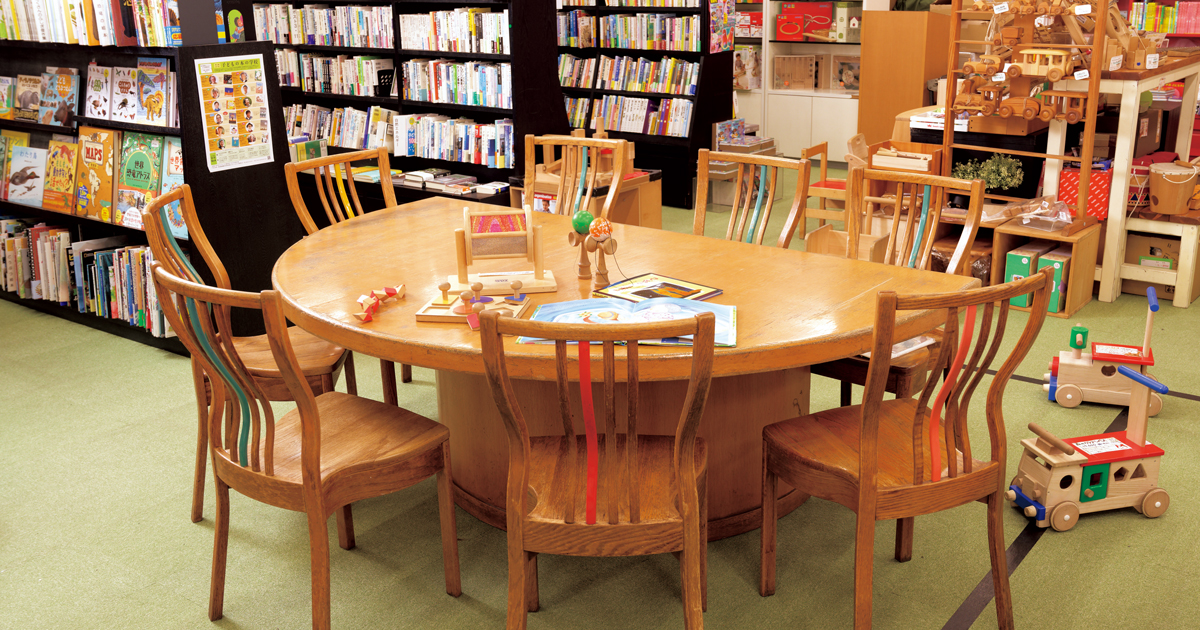 クレヨンハウス」が吉祥寺に移転オープン。1階にはオープンキッチンの  