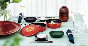 伝統工芸の美しい手業をテーブルに。現代の暮らしにフィットする、漆器と豊かに暮らす
