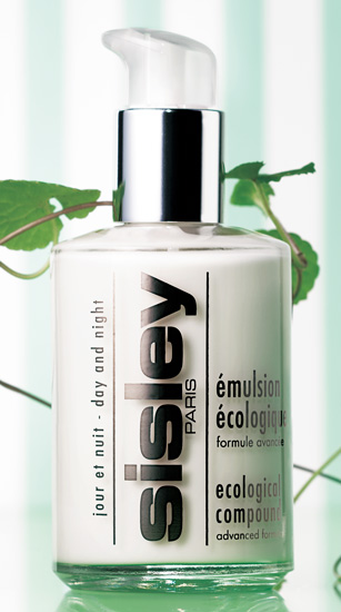 シスレーのロングセラー美容乳液が進化！高島礼子さんの感想は？