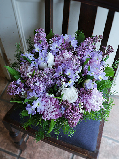 花好きな方やフランス好きな方に。「ライラック」で初夏の爽やかな