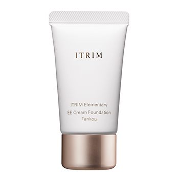 14時間のフライトでも乾かない！「イトリン」の新ファンデーションで肌