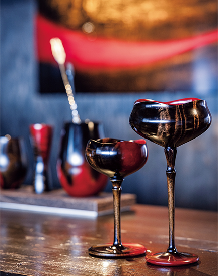 加賀の古民家カフェギャラリーで、木地師・田中瑛子さんの仕事を見る