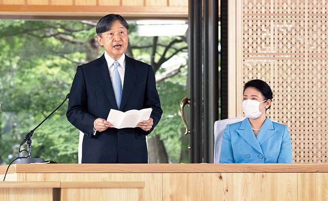 天皇皇后両陛下ご結婚満30年記念。困難にあっても交流の道を拓かれたご