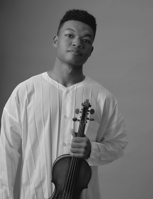 今の時代が求めるクラシック界の逸材、ランドル・グーズビー | 家庭画