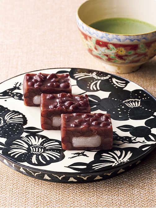 陶芸家矢島操さんの手土産の定番「あも」。小豆と求肥のハーモニーを
