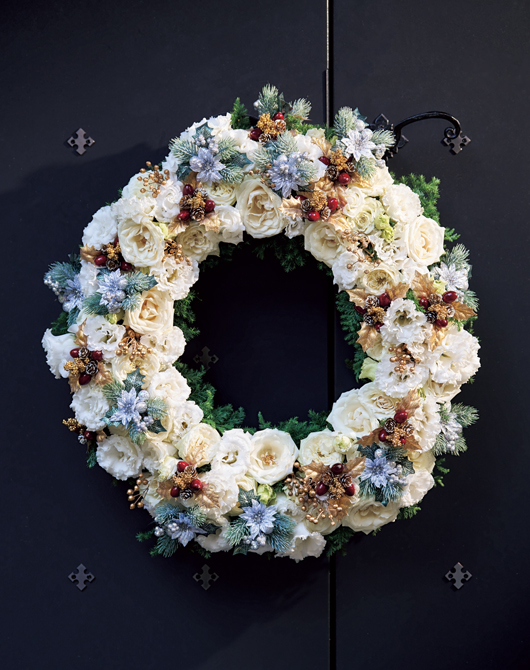 假屋崎流・絢爛豪華なクリスマスリース作りに挑戦！【プロセスあり