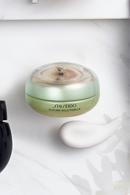 フューチャーソリューション LX レジェンダリー EN ブリリアンスアイ