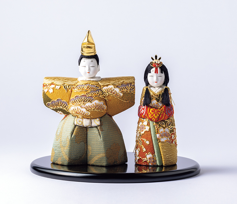伝統工芸　江戸木目込人形　「桃春」屏風・ぼんぼり・台付き　ハンドメイド　雛人形 愛らしい江戸木目込の雛人形を主役に。春風誘う麗らかな桃の節句の