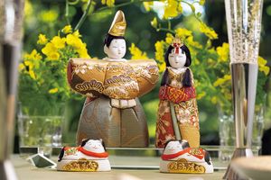 愛らしい江戸木目込の雛人形を主役に。春風誘う麗らかな桃の節句のおもてなし