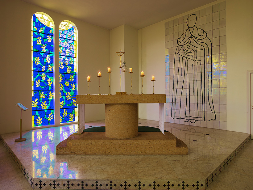 ヴァンスのロザリオ礼拝堂を再現！「マティス 自由なフォルム」展を