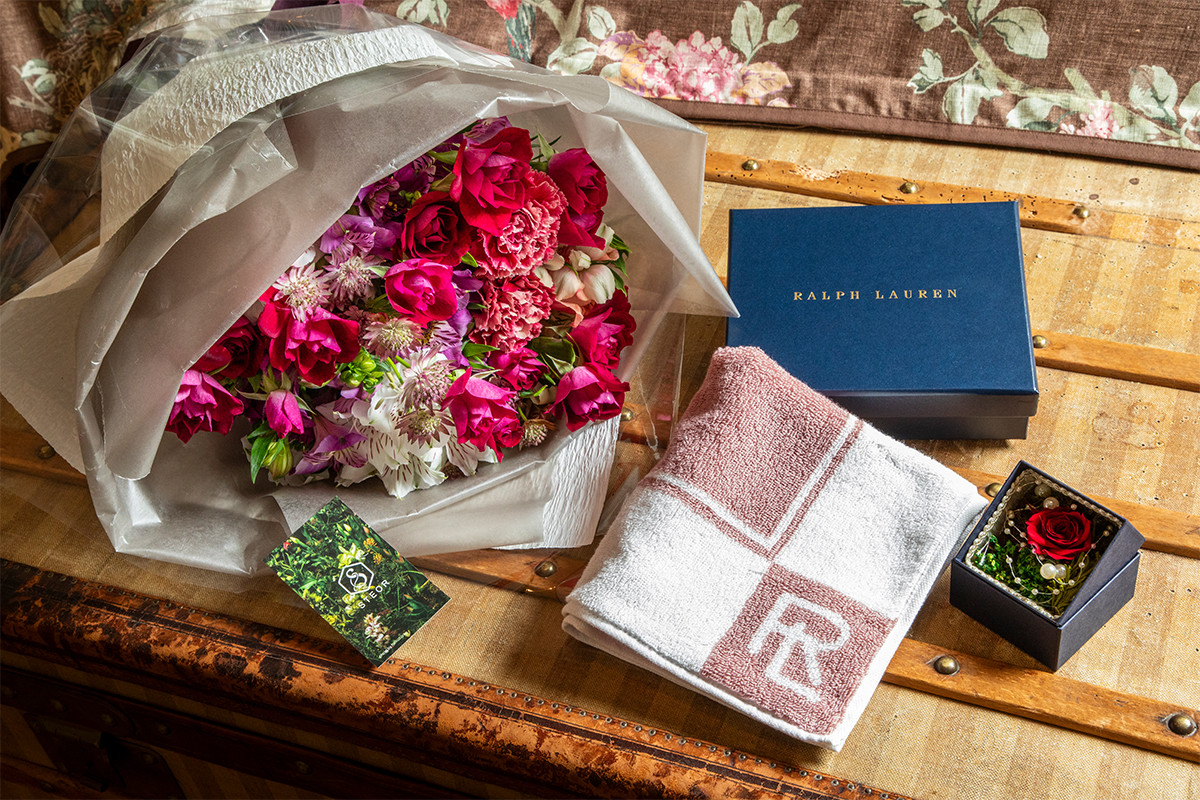 ラルフ ローレン ホーム 表参道」で〈母の日を祝うフラワー