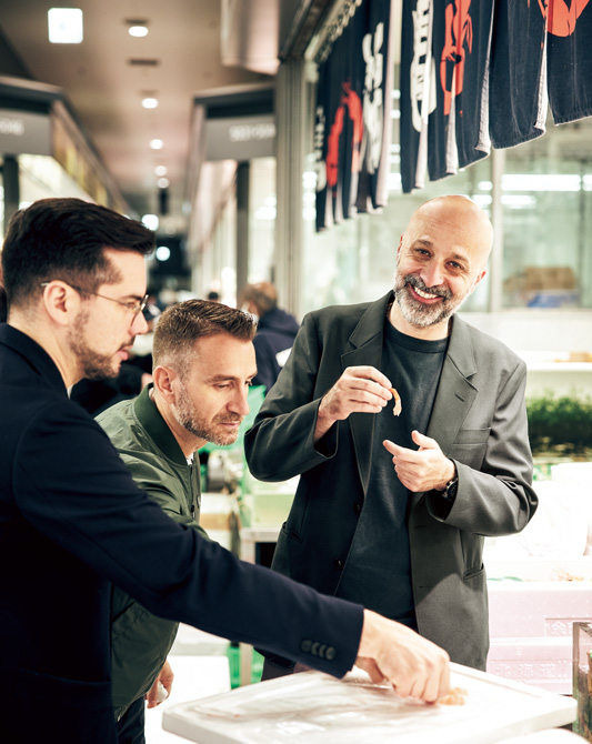 ミシュランシェフが豊洲市場を深堀り！ ニコ・ロミートさんが見つけた