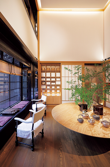 服部屋のタモ 茶のコレクター・蔡其建(チーチェンツァイ)氏が 服部屋のタモ 茶のコレクター・蔡其建(チーチェンツァイ)氏が