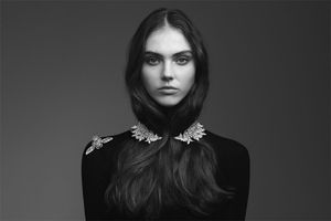 ブシュロン、新作ハイジュエリーコレクション「UNTAMED NATURE」を1日限りの特別一般公開