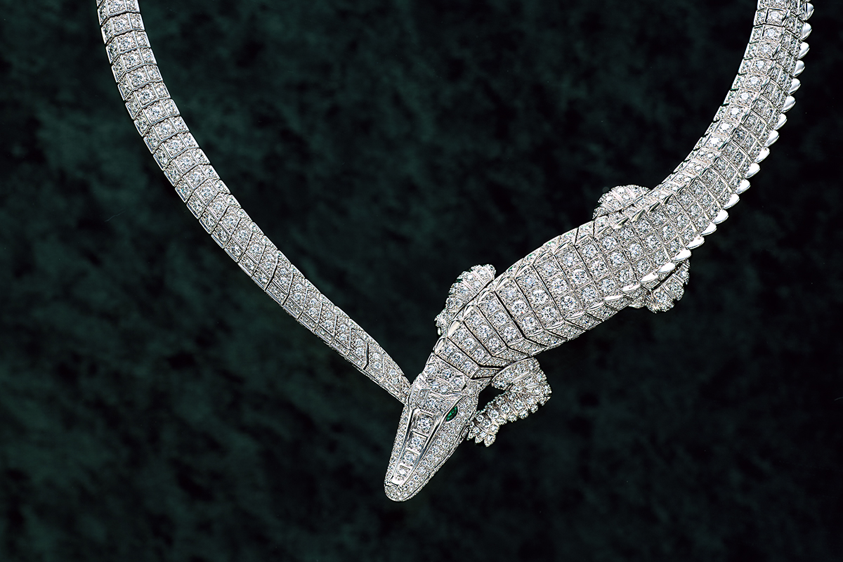 週末値下カルティエ Cartier 約18mm アリゲーター ワニ　ダークグレー シンプルに見えるものほど難しい。迫力と愛らしさが共存する