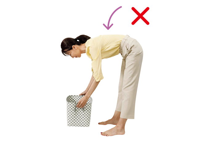 腰痛予防にも役立つ。「荷物を持ち上げる・運ぶ」動作のコツ | 家庭画