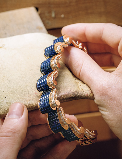 ヴァン クリーフ&アーペル］のハイジュエリー『宝島』ができるまで