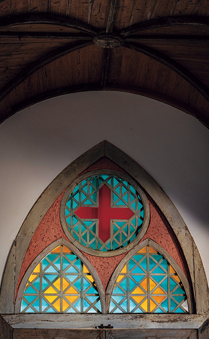 心洗われる日本の名教会建築──長崎・五島のキリシタン殉教を伝える