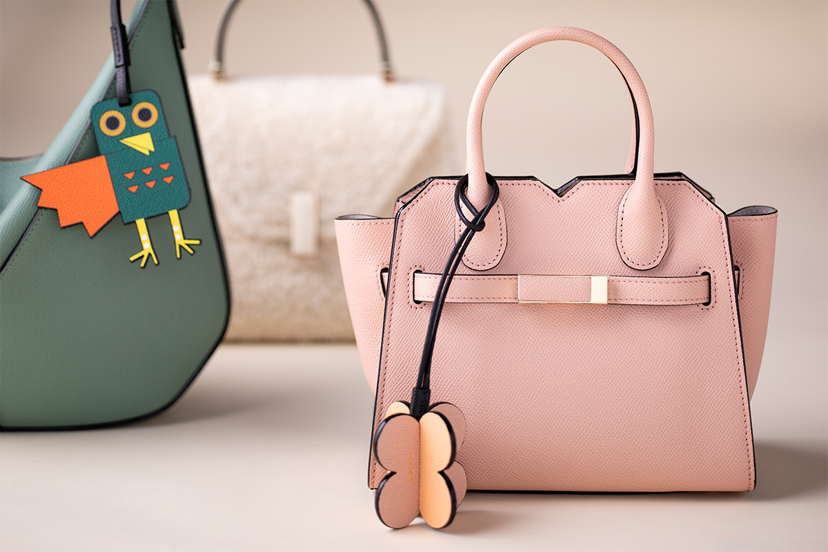 ヴァレクストラ Valextra メガネケース ピンク ヴァレクストラ