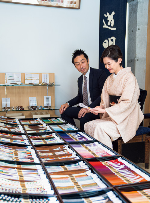 松本幸四郎夫人・藤間園子さんとめぐる「江戸の手仕事」──きものと帯