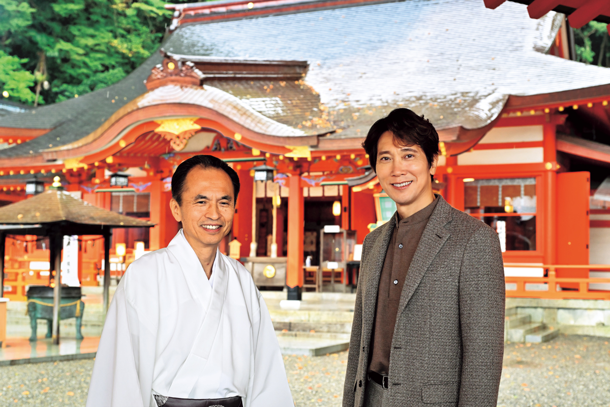 神々坐す日本の聖地へ──佐々木蔵之介さんが巡る聖域・熊野三山