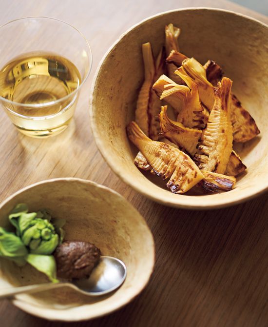 右上：たけのこのグリル　左下：ふきのとうのタプナードソース