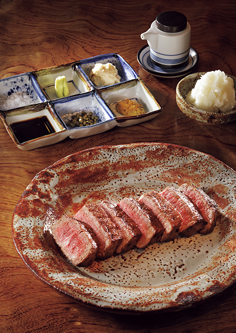 菊乃井」発の肉懐石で、炭火焼きの牛肉と京料理を堪能 | 家庭画報.com