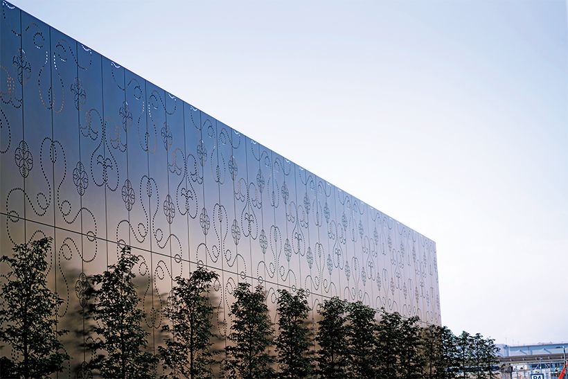 多摩モノレール立飛駅から徒歩5分の好立地。