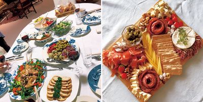 パーティ料理は三世代で腕をふるう。受け継いだ食器に料理を盛りつけて。オードブル（右）は向日葵さん作。