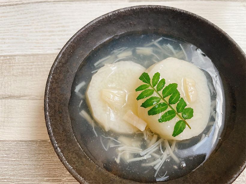 トッピングの山椒にはお腹を温め、寒さを散らす効果があります。