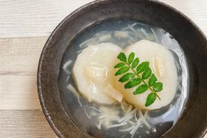 薬膳のいたわりスープで、穀雨の時期の胃腸をケア〔久保奈穂実さんのおいしい漢方レシピ〕