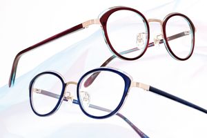 カラーグラデーションのフレームで、顔まわりに新鮮な彩りを