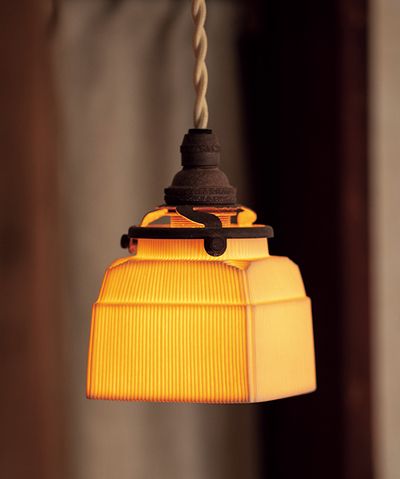 ニューヨークで人気の「Square SS」（直径80×高さ70ミリ）4万9500円。日本では公式HPでのみ購入可。