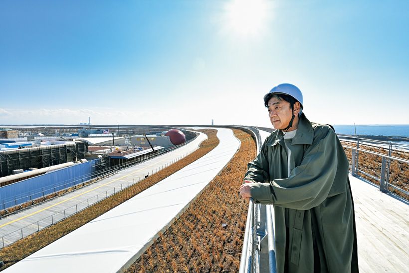 大屋根リングの屋上から会場を見渡す。