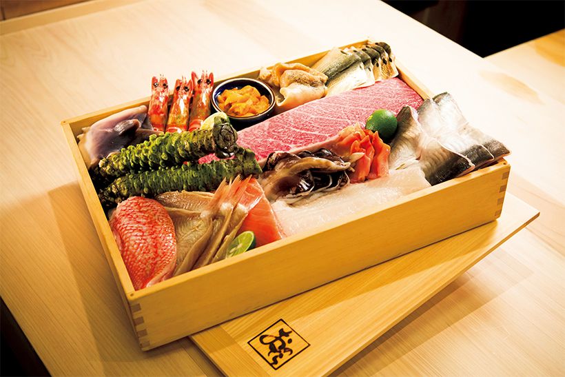 ディナーは2種の料理長おまかせコース(3万7500円/4万9500円〈ともに税・サ込〉から。多彩なメニューのドリンクペアリングも楽しめます。