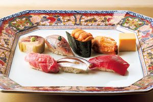 すしの聖地・銀座で、気さくなご主人のにぎりを楽しむ「鮨 守」